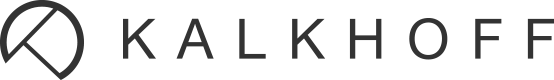 Man kan se Kalkhoff-brandets logo med sort skrift i klare, smalle store bogstaver, til venstre for det et stiliseret rundt symbol med et »K« i midten.