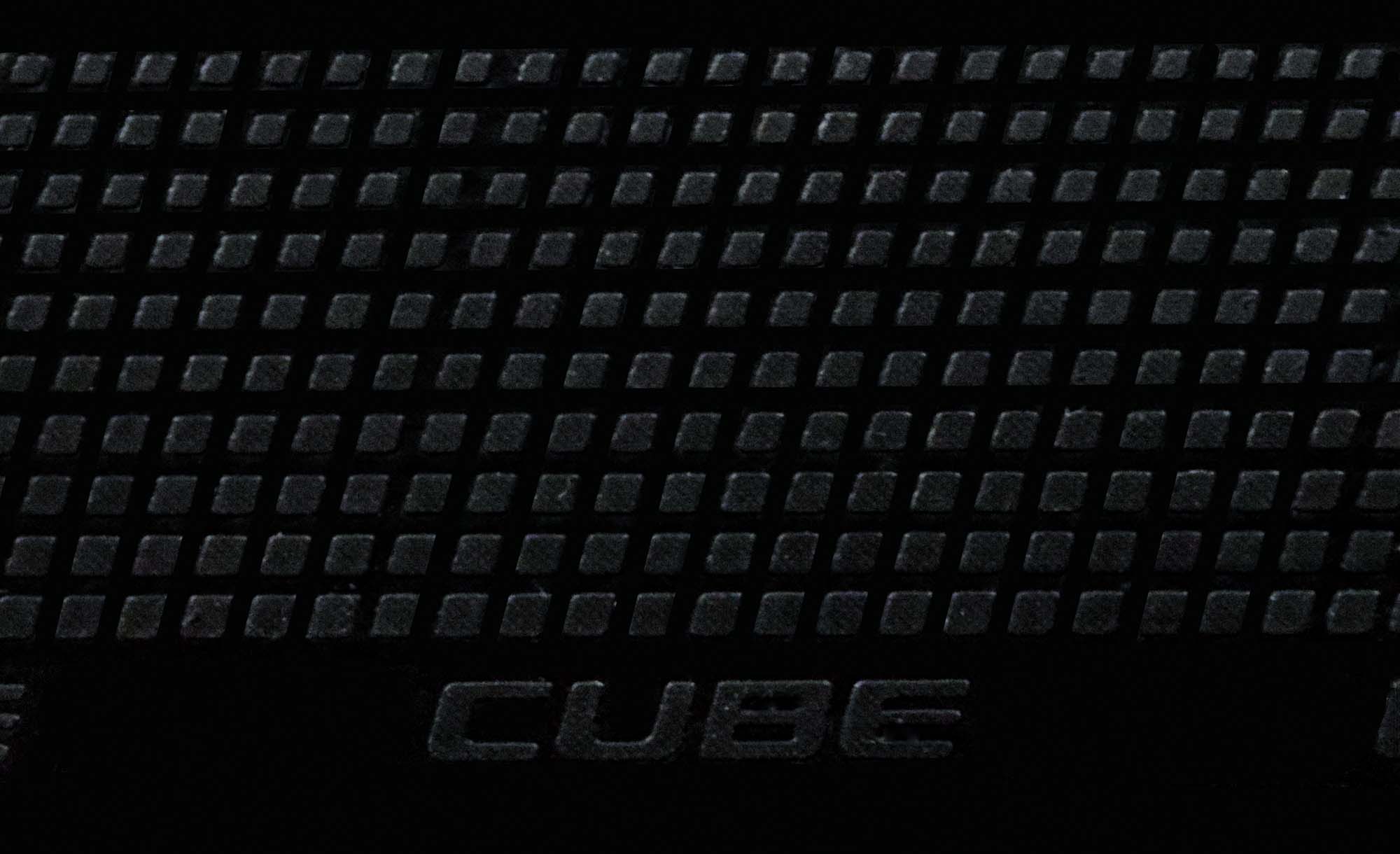 Cube Natural Fit Styrbånd Grip black