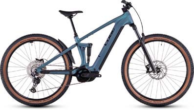 Her ses en blå Cube Stereo Hybrid ONE22 Pro elcykel.