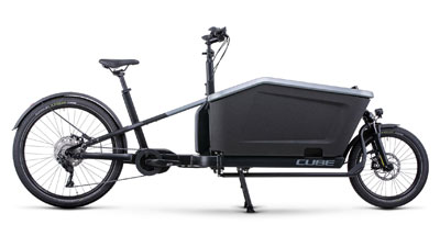 Her ses en grå Cube Cargo Hybride 500 ladcykel.