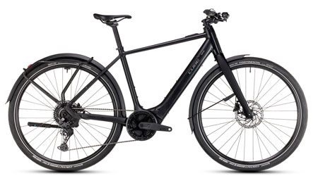 Her ses en sort Cube Editor Hybrid SLT e-cykel.